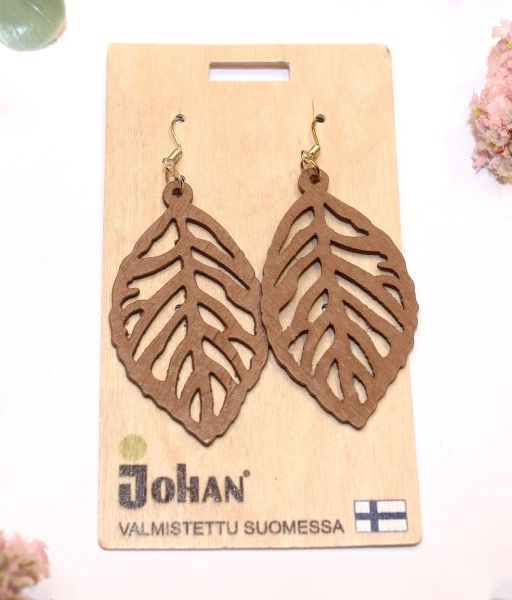 Johan korvakorut lehti ruskea