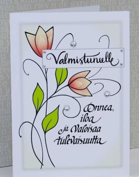 Lean Verstas valmistuneelle valoisaa tulevaisuutta punaoranssit kukat