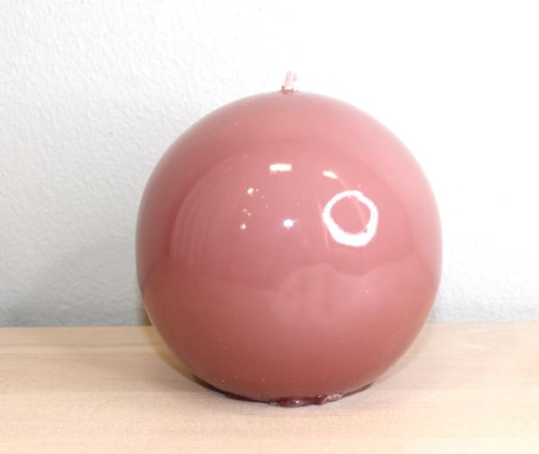 Vio vanha roosa kiiltävä pallokynttilä iso